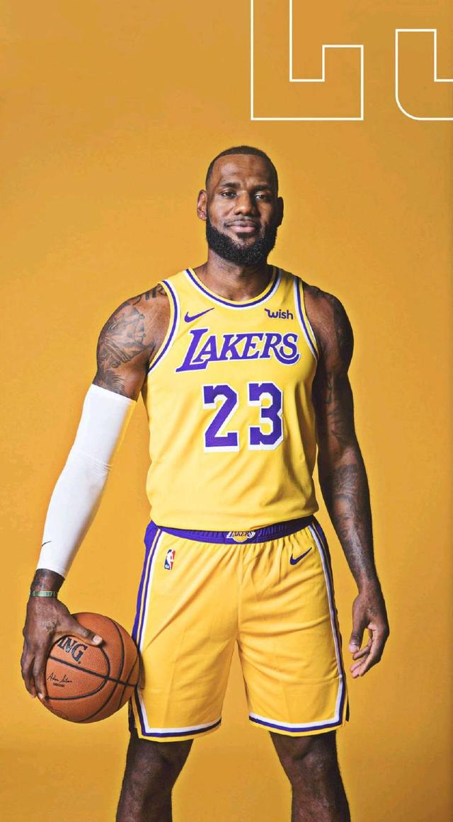 同位置球员差距明显（同位置球员实力差距显著）