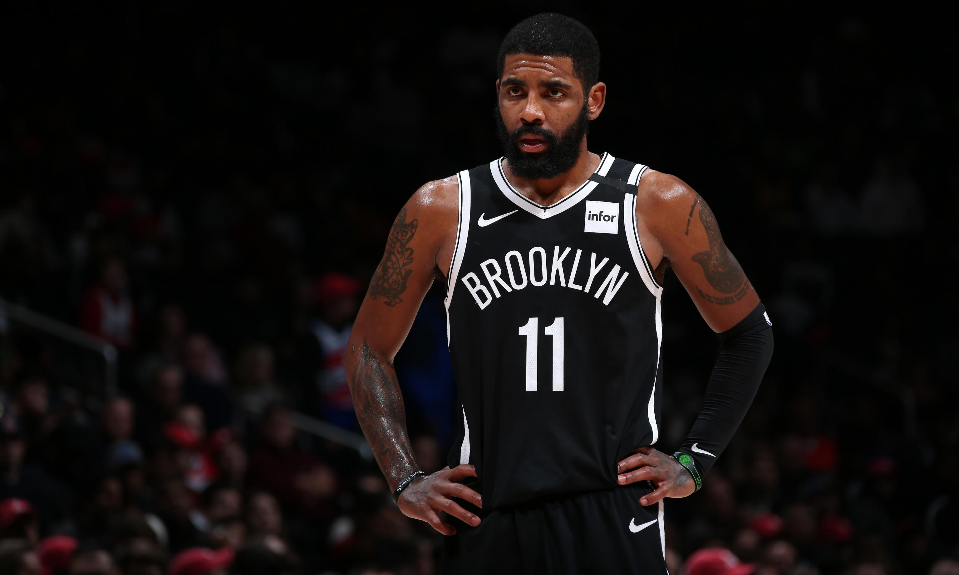 半场战报：都灵1-1科莫，弗拉希奇点射，阿达伊建功（半场比分：都灵1-1科莫，弗拉希奇点球命中，阿达伊破门）