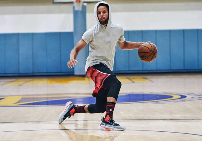 苏州地区球迷近距离感受了足协杯的特色（苏州球迷近距离体验足协杯魅力）