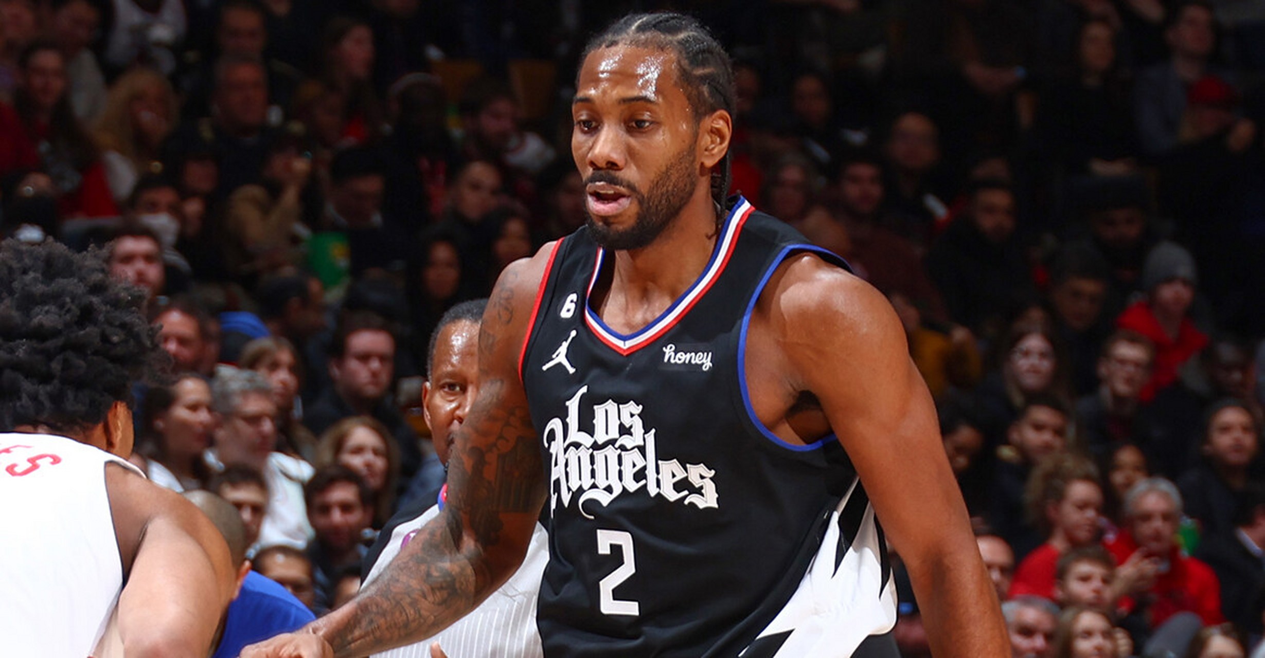 大连英博向上海海港发贺信：祝贺海港夺得2025赛季中超冠军（大连英博发贺信祝贺上海海港加冕2025中超冠军）