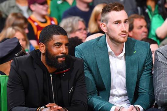 西蒙尼：巴埃纳在不同位置都能帮我们；我们有很大提升空间（西蒙尼：巴埃纳能胜任多位置助力球队，我们还有很大进步空间）