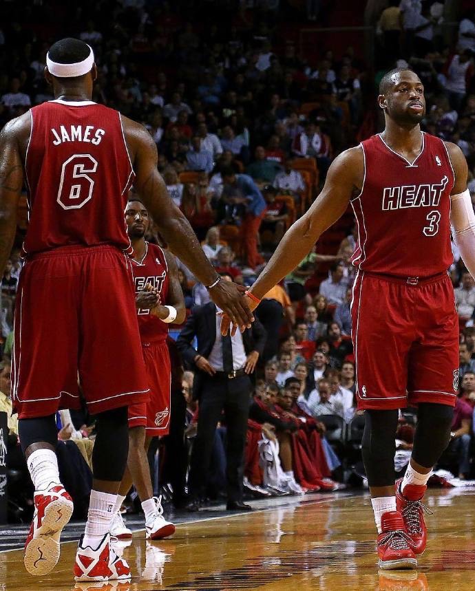 德布劳内回归后的组织简直教科书（德布劳内复出后的调度堪称范本）