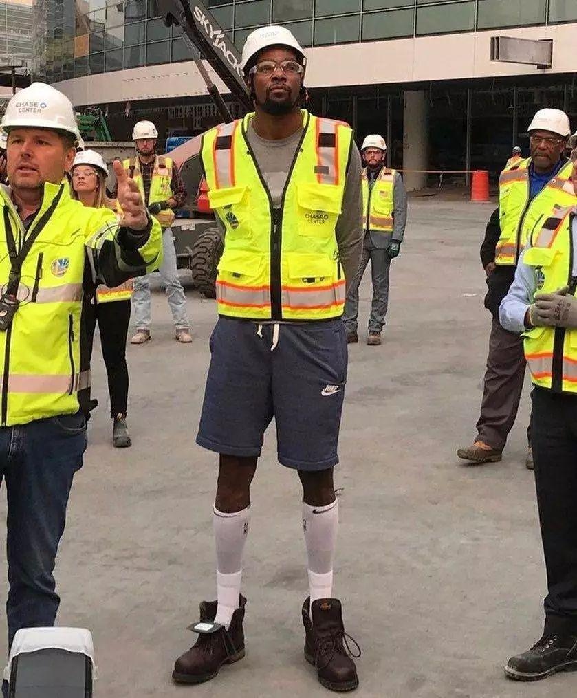 亨德利与利索夫斯基13年前单局限时赛经典对决（13年前亨德利对阵利索夫斯基的单局限时赛名局）