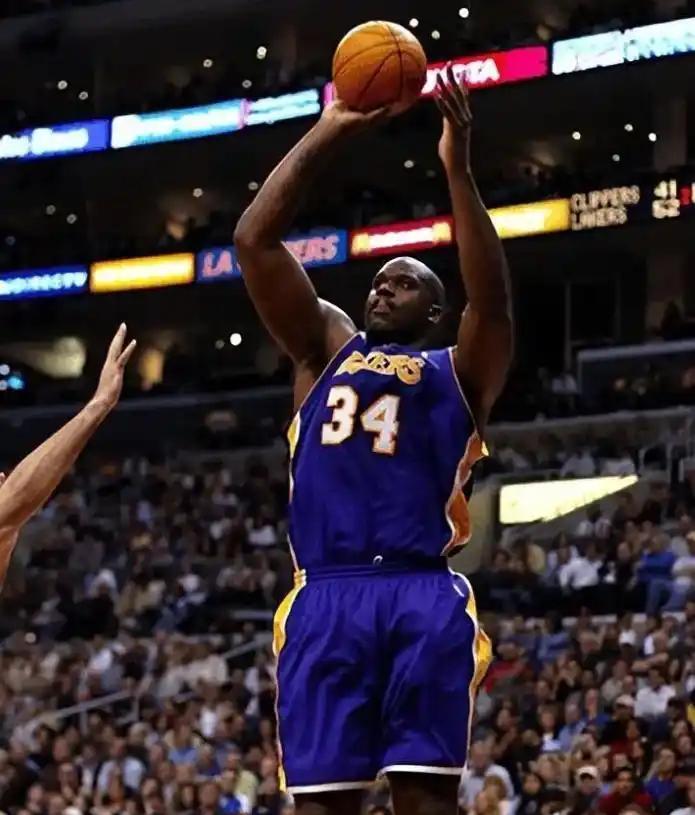 弗拉门戈双冠王，历史第5次同一球队单赛季解放者杯+巴甲夺冠（弗拉门戈加冕双冠，史上第5次同队单季包揽解放者杯与巴甲）