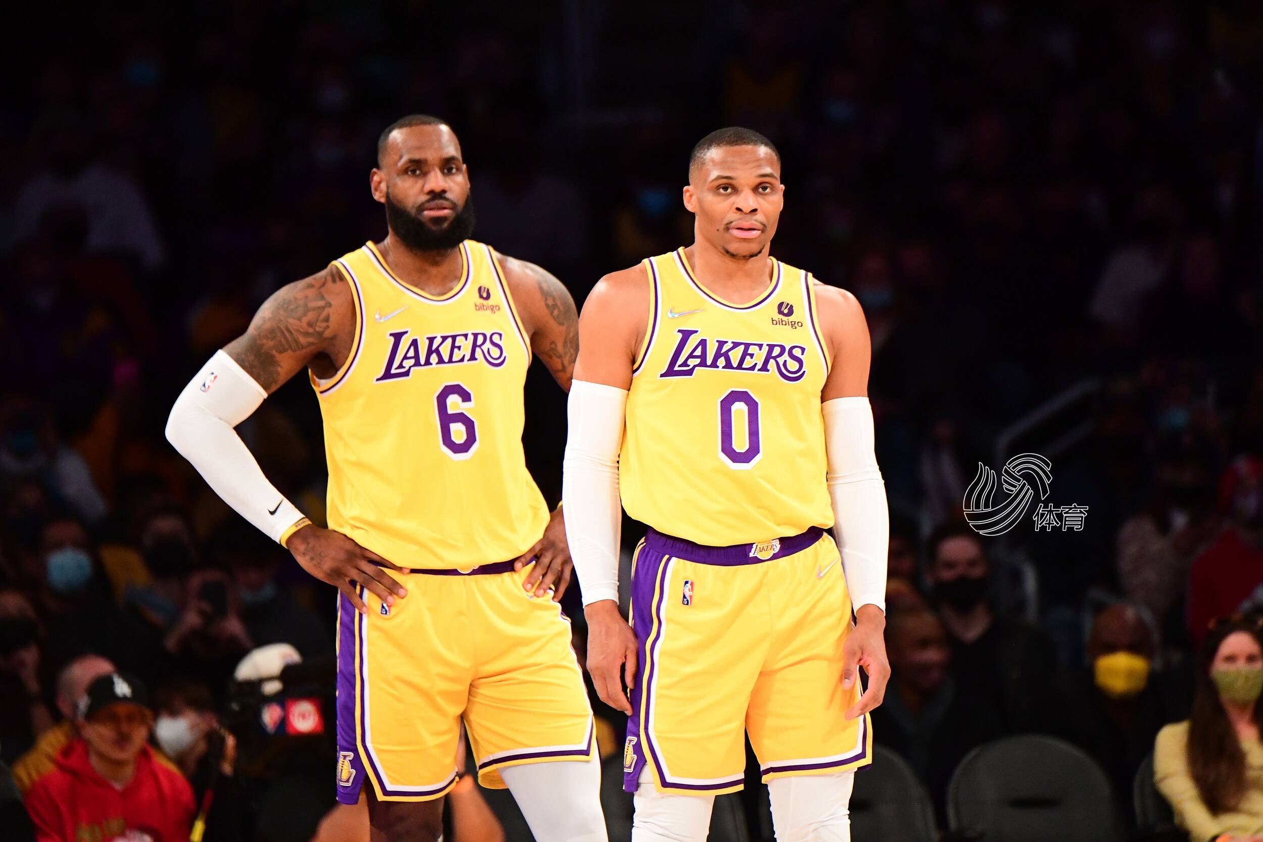 意媒：国米可以启用青训小将卡马特，以应对邓弗里斯伤缺情况（意媒：邓弗里斯伤缺，国米或提拔青训新星卡马特顶替）