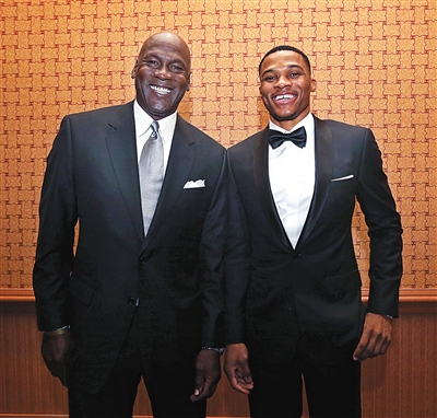 D站米兰哥第12集：小将的放长线钓大鱼和门神的斗心眼儿（D站米兰哥第12期：小将谋局钓大鱼，门神上演心理博弈）