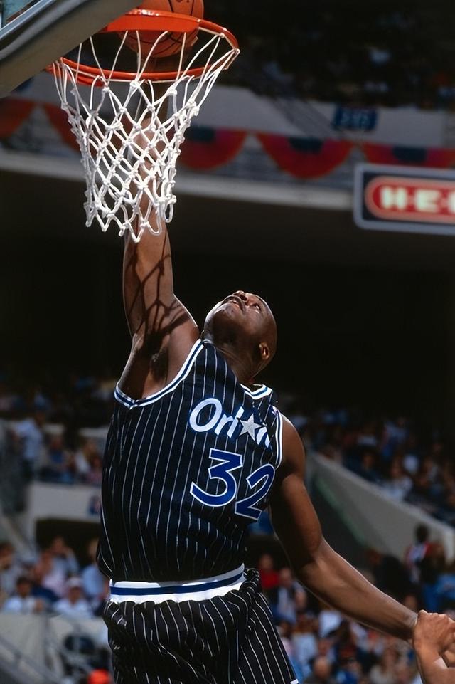 尤文股东大会批准新一轮增资计划，最高可达1.1亿欧元（尤文股东大会通过新一轮增资方案，额度上限为1.1亿欧元）